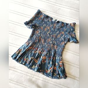 Blue Floral Ruched Off Shoulder Top Size S, Japna brand
